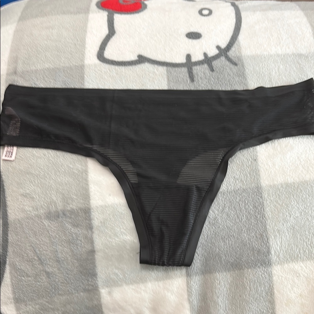 Brand new! No-Show Stripe Mesh Thong Panty Victoria Secret (Never worn)